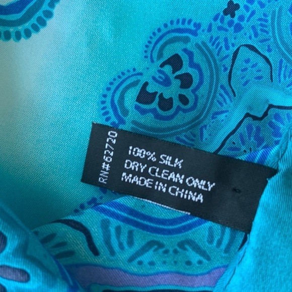 Nicole Miller Studio 100% Silk Scarf - Picture 6 of 7